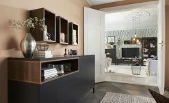 Roomers TV-Lowboard Case | Schwarzbraun / Walnuss (Nachbildung)