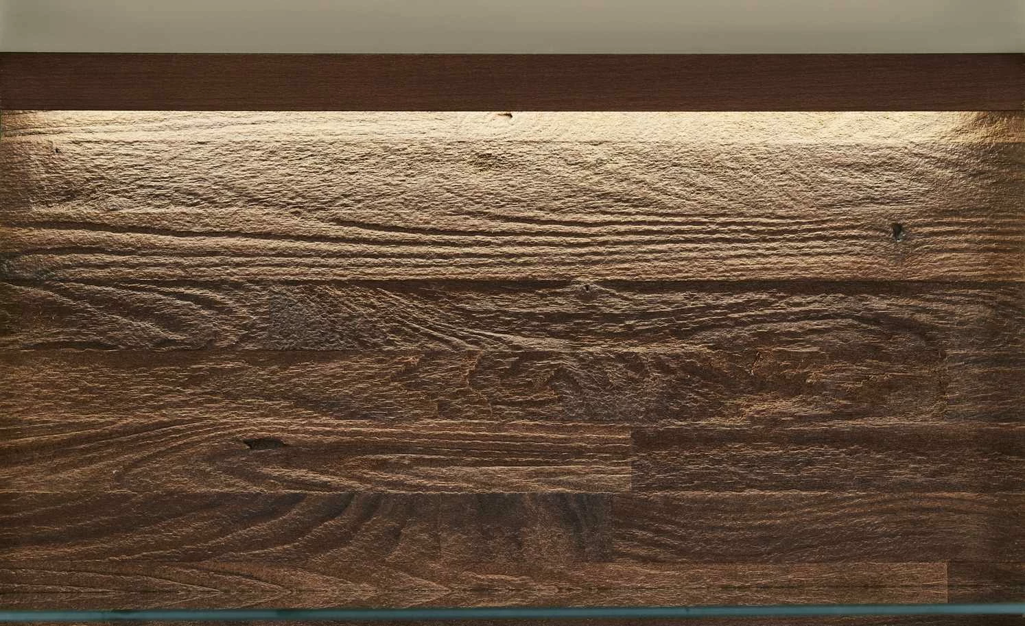 Berger & Rath Vitrine Claro | Weiß-Creme links Sichtbare Rückwand gesandstrahlt 3 Berger & Rath Vitrine Claro | Weiß-Creme links Sichtbare Rückwand gesandstrahlt – Bild 3