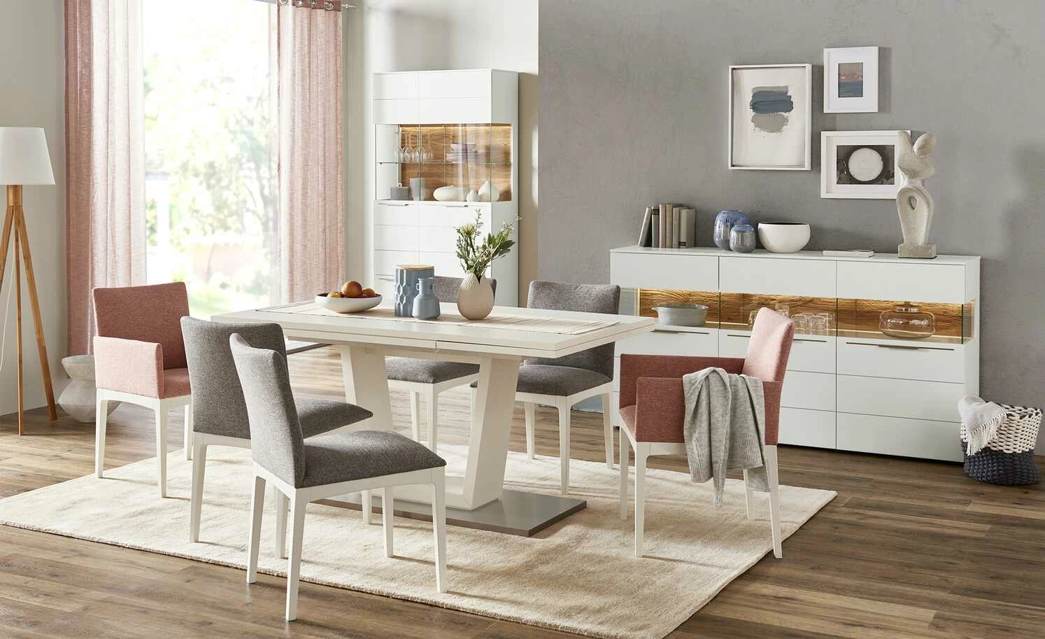 Berger & Rath Sideboard Claro | Weiß-Creme Sichtbare Rückwand: Wildeiche gesandstrahlt 1 Berger & Rath Sideboard Claro | Weiß-Creme Sichtbare Rückwand: Wildeiche gesandstrahlt