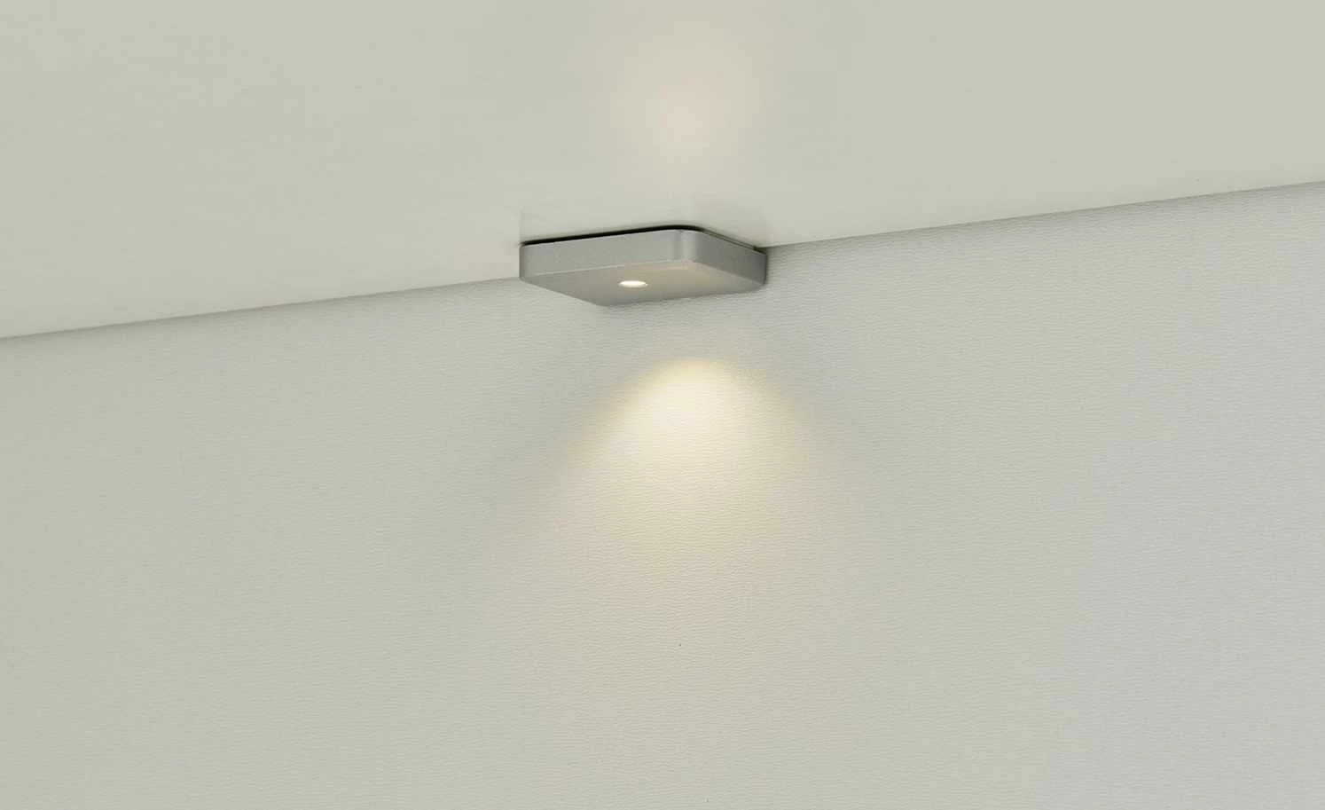 maison bleue Vitrine Cabana | links 12 maison bleue Vitrine Cabana | links – Bild 12