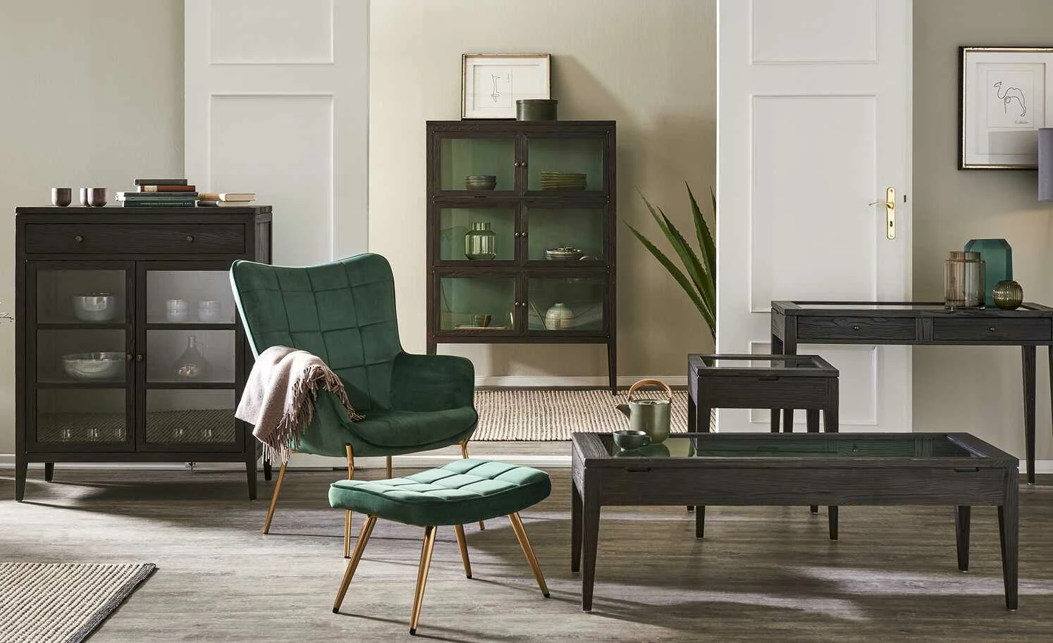 Vitrinenschrank Greenoir 1 Vitrinenschrank Greenoir