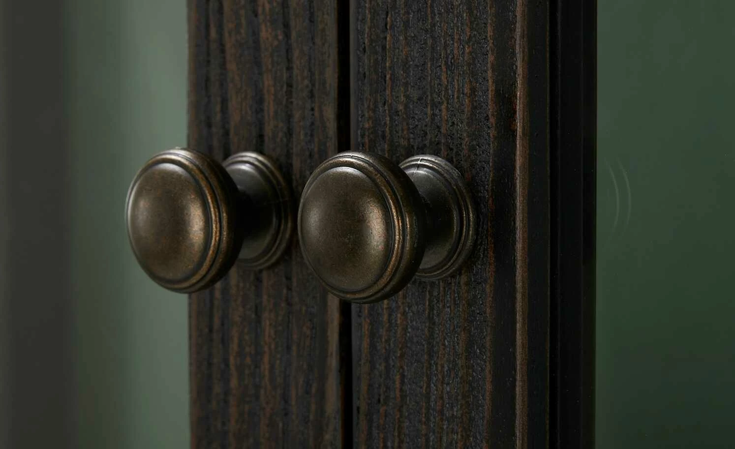 Vitrinenschrank Greenoir 5 Vitrinenschrank Greenoir – Bild 5