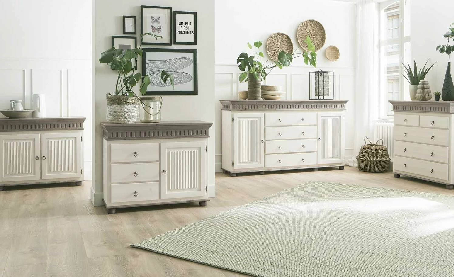 Kommode Bornholm | Kiefer Weiß / Kiefer lavafarben 2 Türen 1 Kommode Bornholm | Kiefer Weiß / Kiefer lavafarben 2 Türen